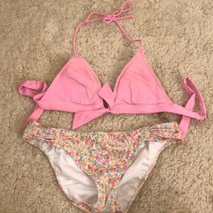 Victoria’s Secret bikini